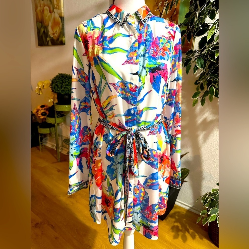 Marcela’s Closet multicolor belted mini dress size M